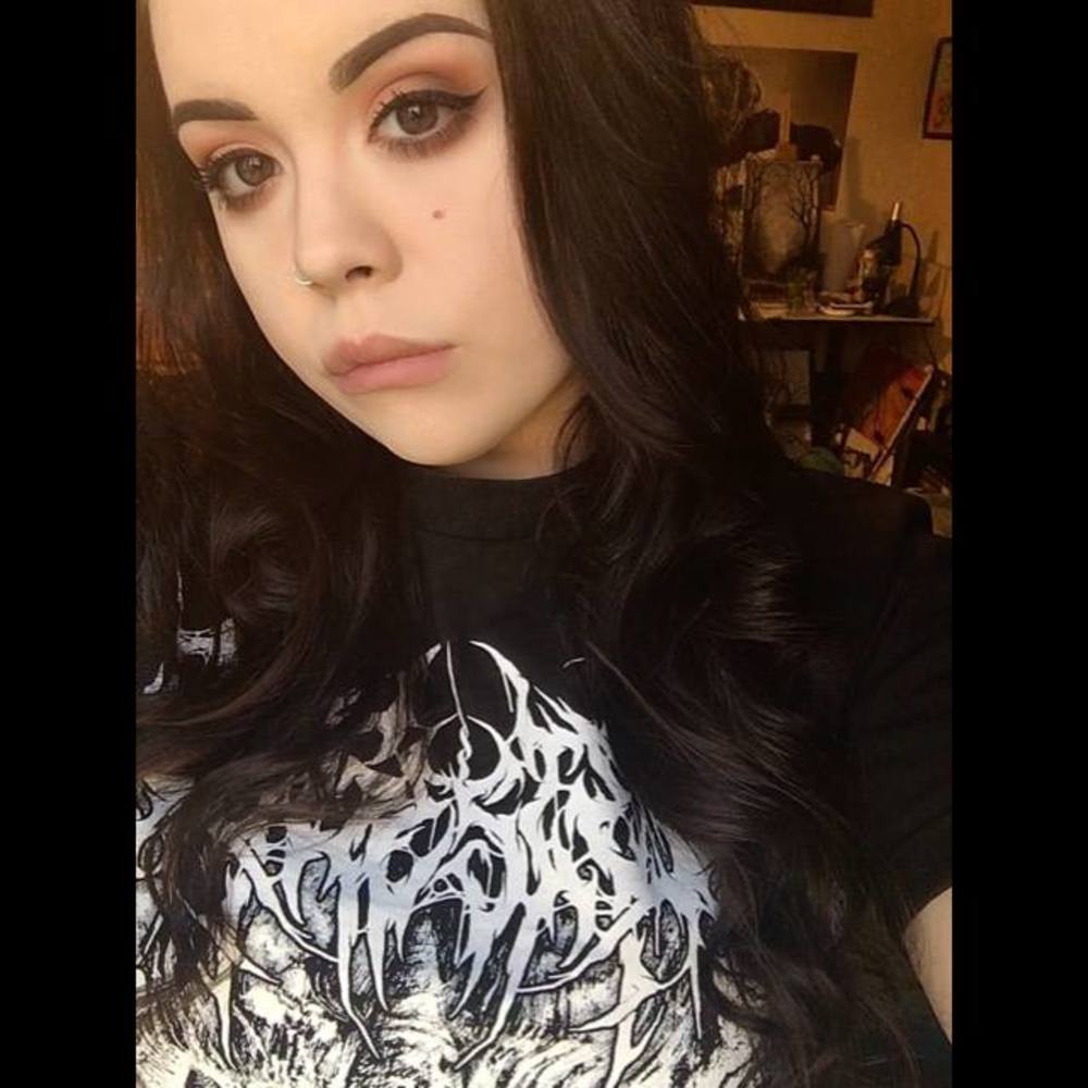 Meet your Posher, Malissa